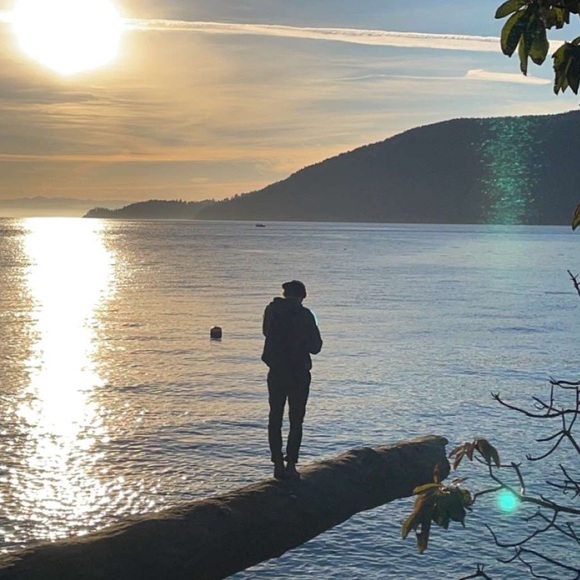 Meet your Posher, Isaac - Picture 1 of 1